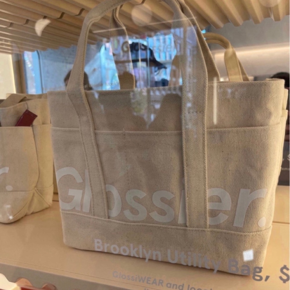 COPY - Glossier Brooklyn Exclusive Tote Bag